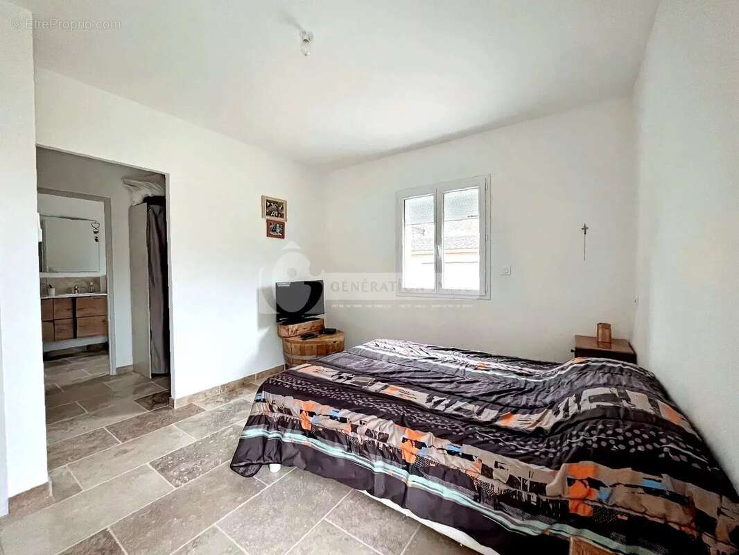 Maison à SAINT-ETIENNE-DU-GRES