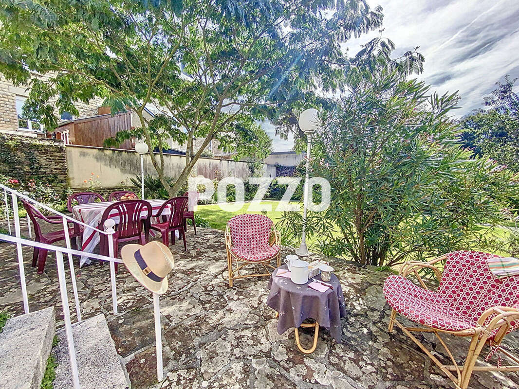 Maison à SAINT-HILAIRE-DU-HARCOUET