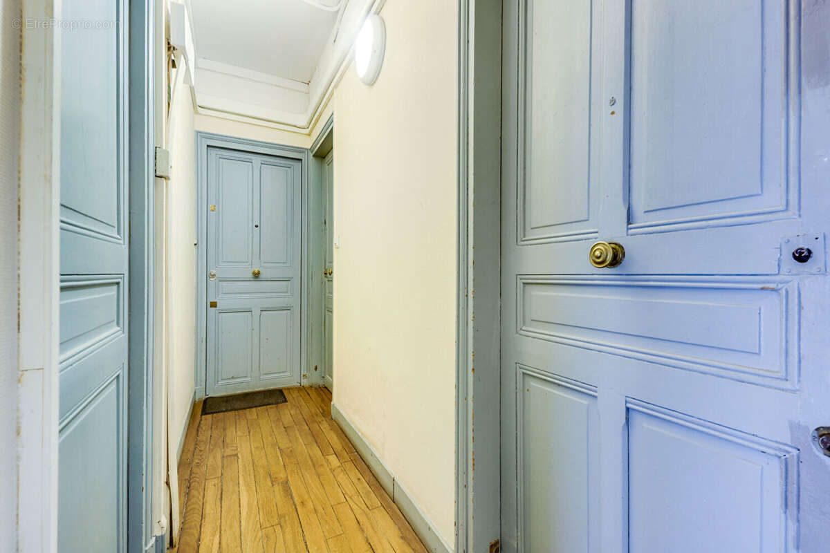 Appartement à PARIS-20E