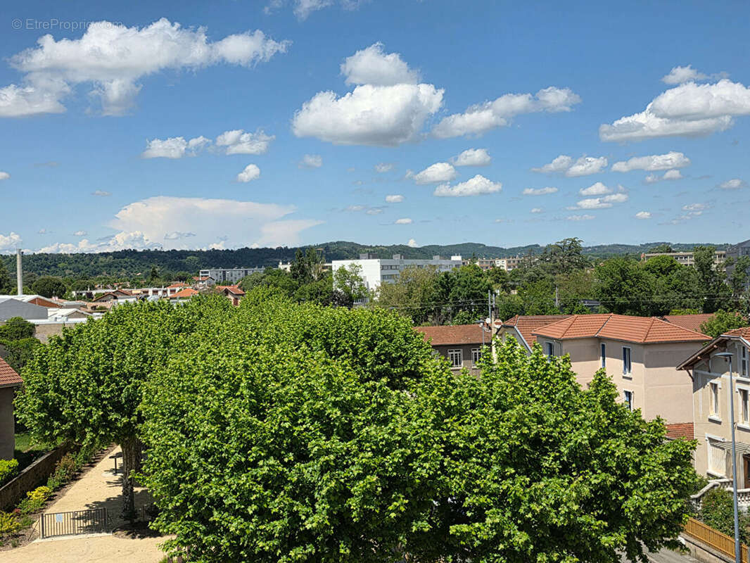 Appartement à ROMANS-SUR-ISERE