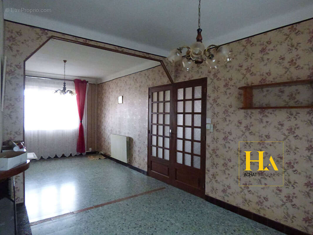 Maison à LA BASTIDE-SUR-L&#039;HERS