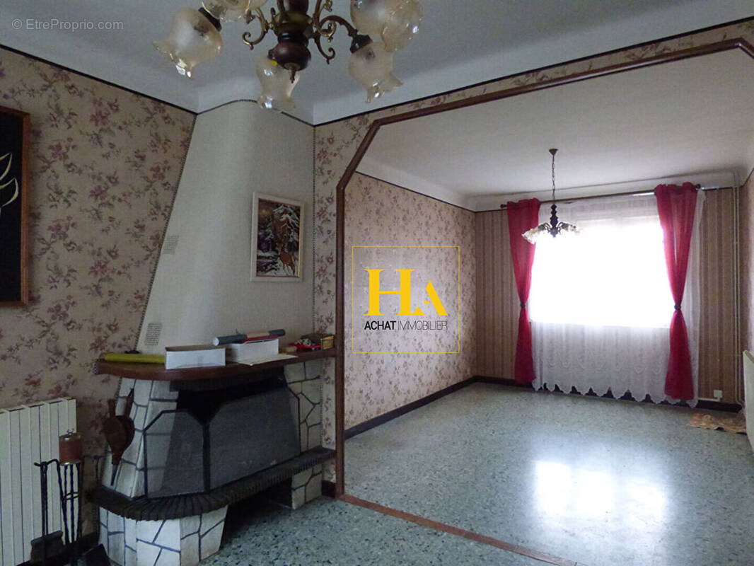 Maison à LA BASTIDE-SUR-L&#039;HERS