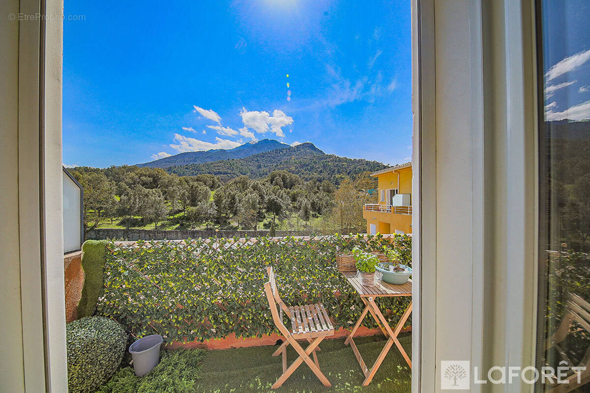 Appartement à CORTE