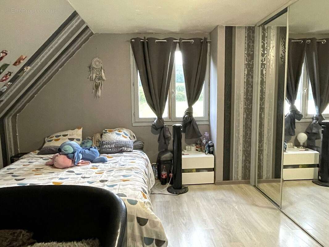 Maison à LILLEBONNE