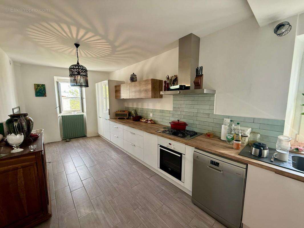 Maison à LABLACHERE