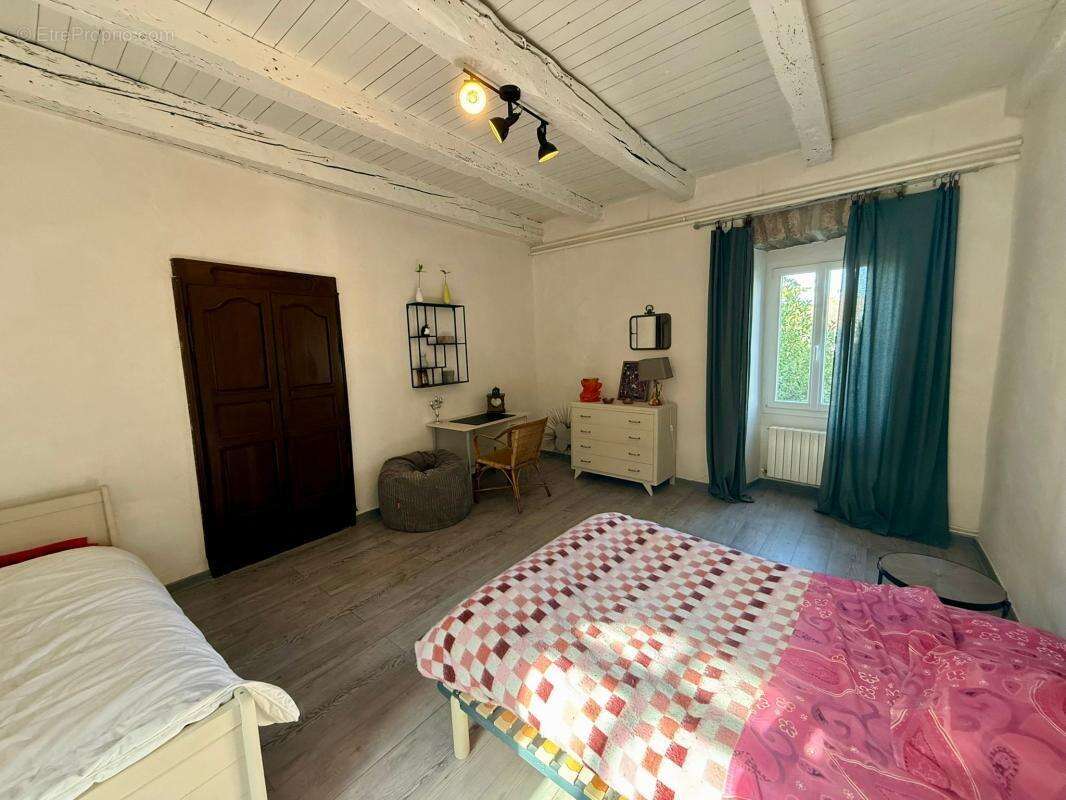 Maison à LABLACHERE