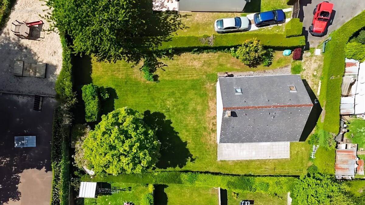 Maison à EQUEMAUVILLE