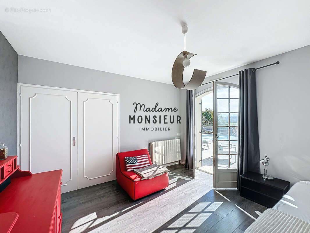 Maison à BOURGOIN-JALLIEU