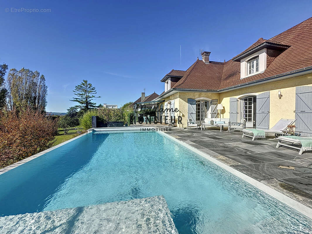 Maison à BOURGOIN-JALLIEU