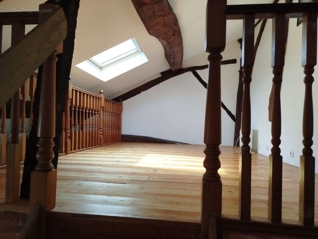 Maison à BOURDELLES