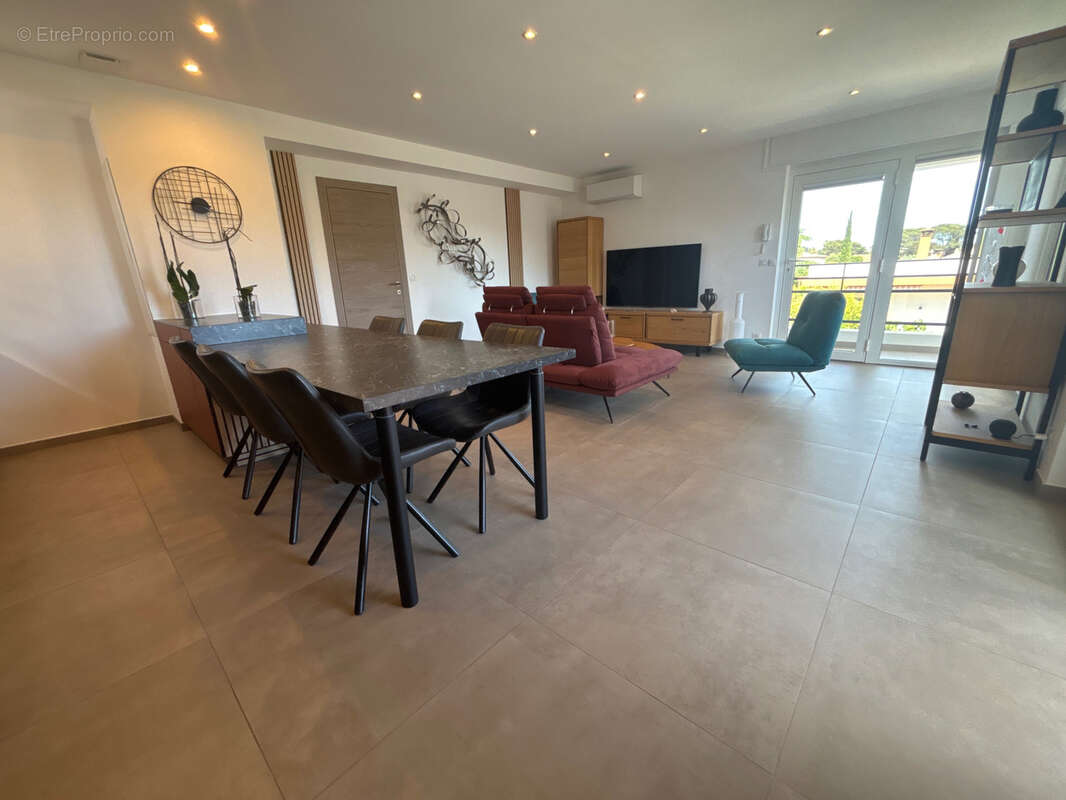 Appartement à SAINT-RAPHAEL