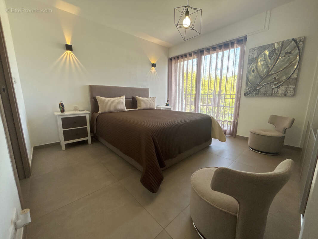 Appartement à SAINT-RAPHAEL