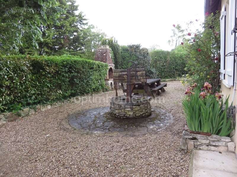 Maison à LA COUTURE-BOUSSEY