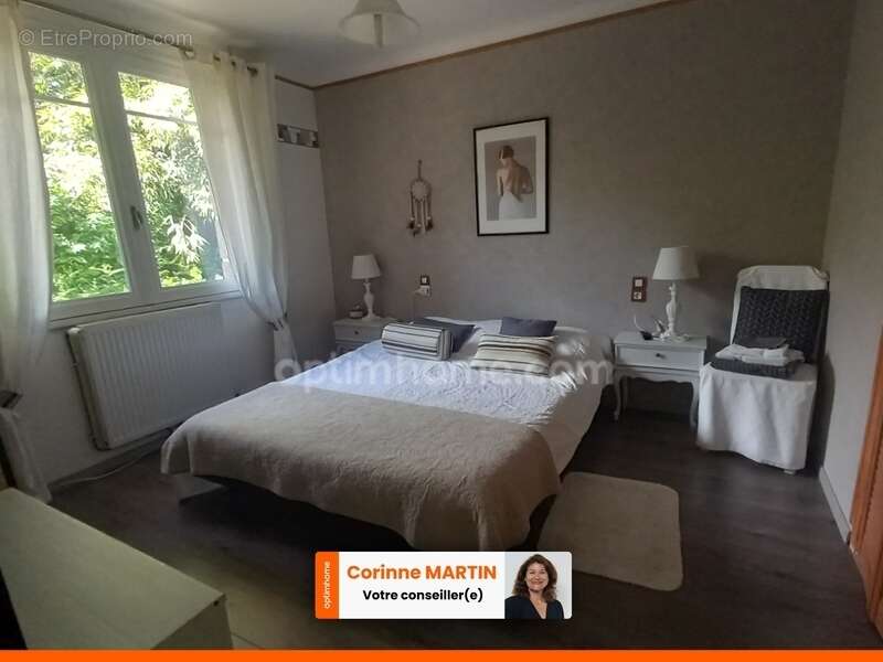 Maison à SAINT-JEAN-LA-POTERIE