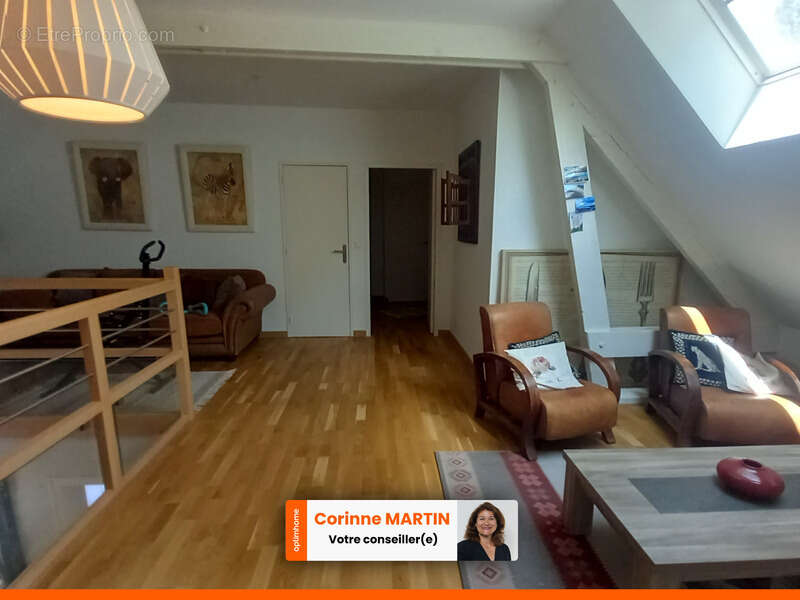 Maison à SAINT-JEAN-LA-POTERIE