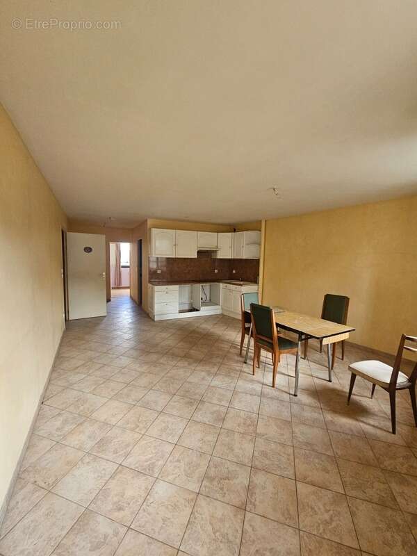 Appartement à SAINT-NICOLAS-DES-BIEFS