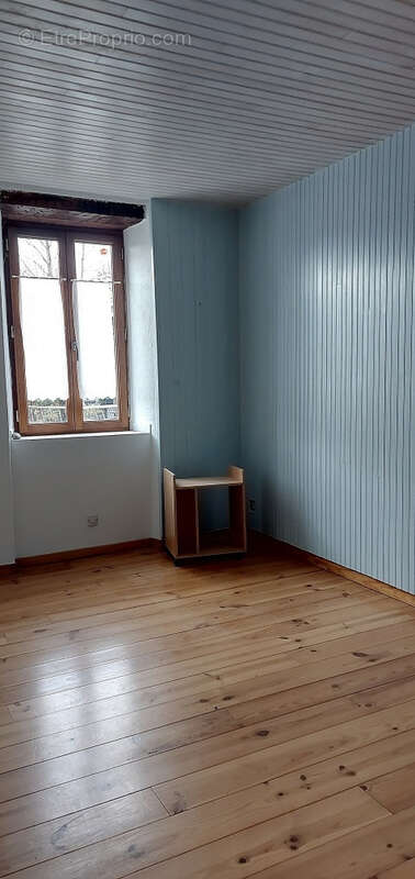 Maison à DURBAN-SUR-ARIZE