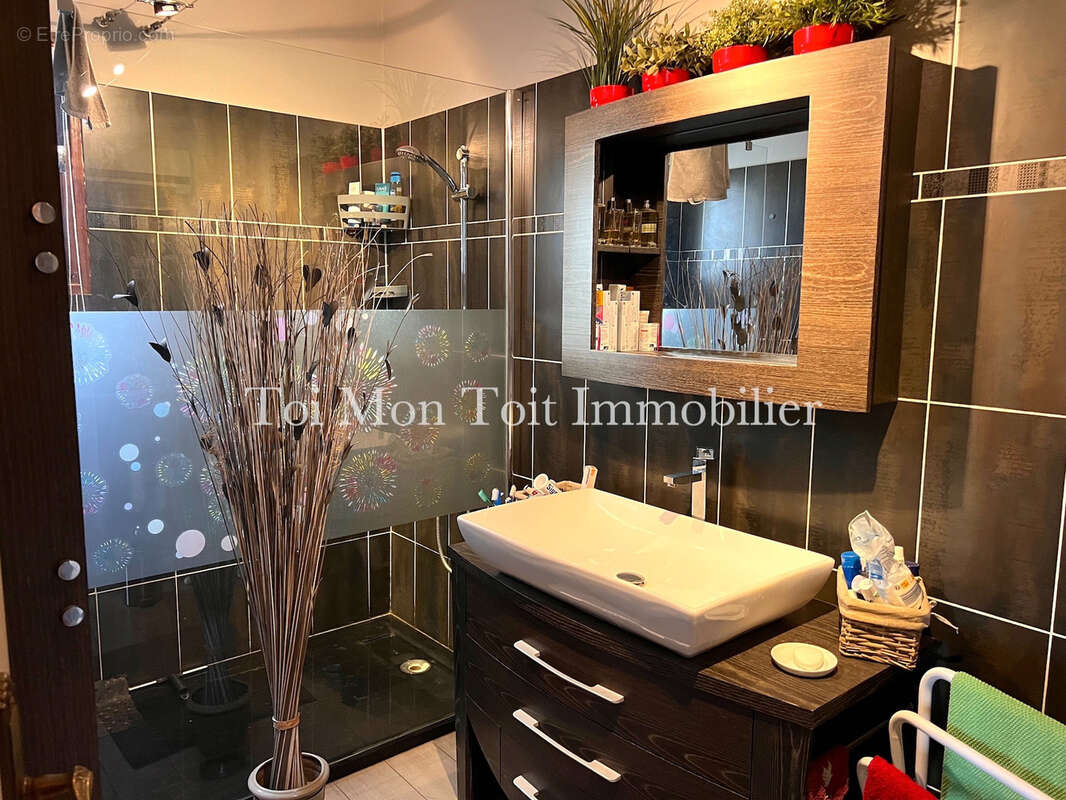 Maison à DURFORT-ET-SAINT-MARTIN-DE-SOSSENAC