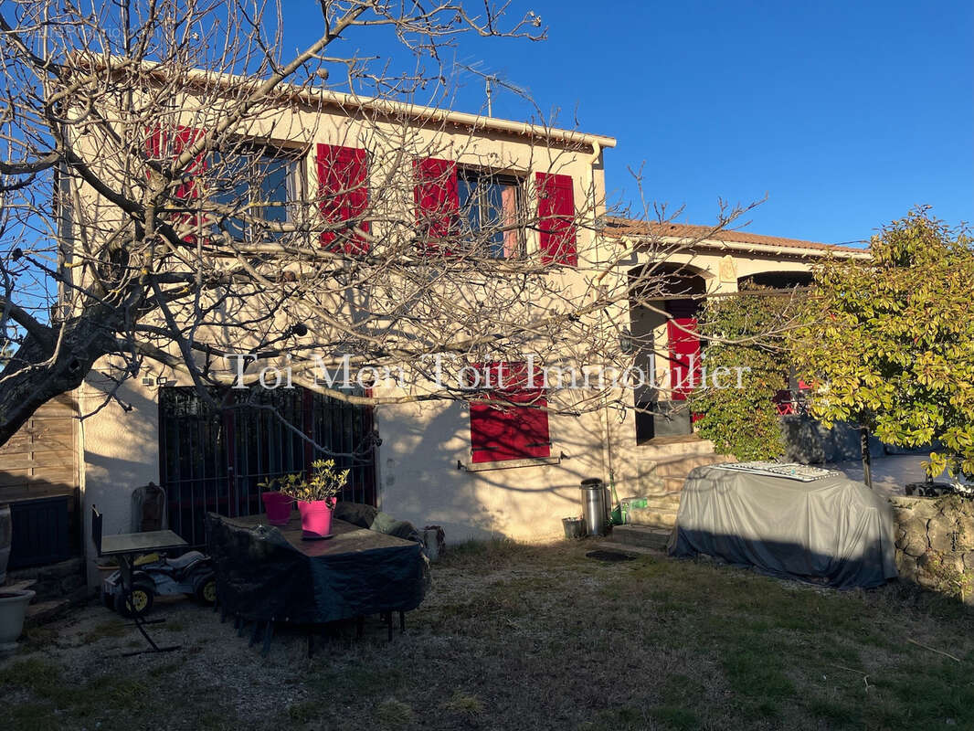 Maison à DURFORT-ET-SAINT-MARTIN-DE-SOSSENAC