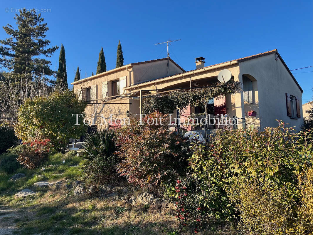 Maison à DURFORT-ET-SAINT-MARTIN-DE-SOSSENAC