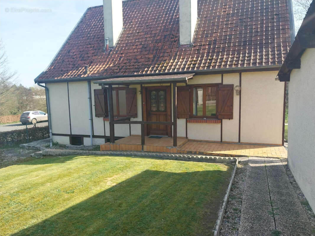 Maison à NEUFCHATEL-EN-BRAY