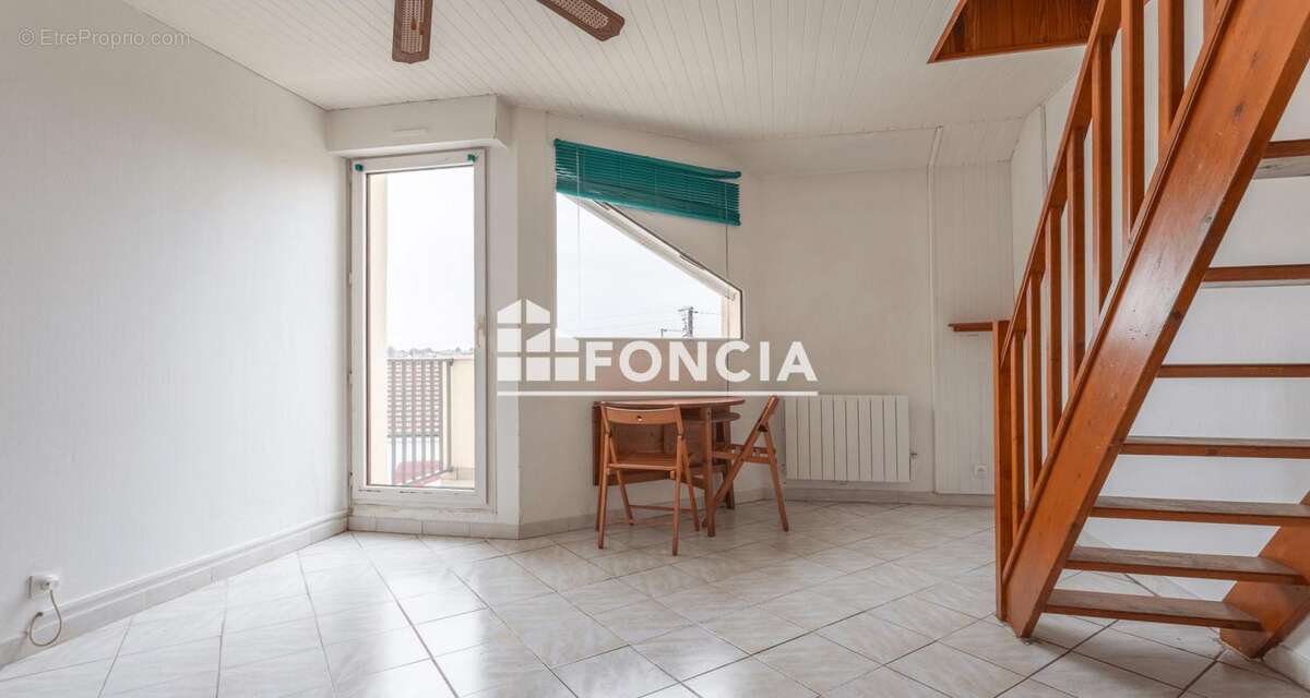 Appartement à SAVIGNY-SUR-ORGE