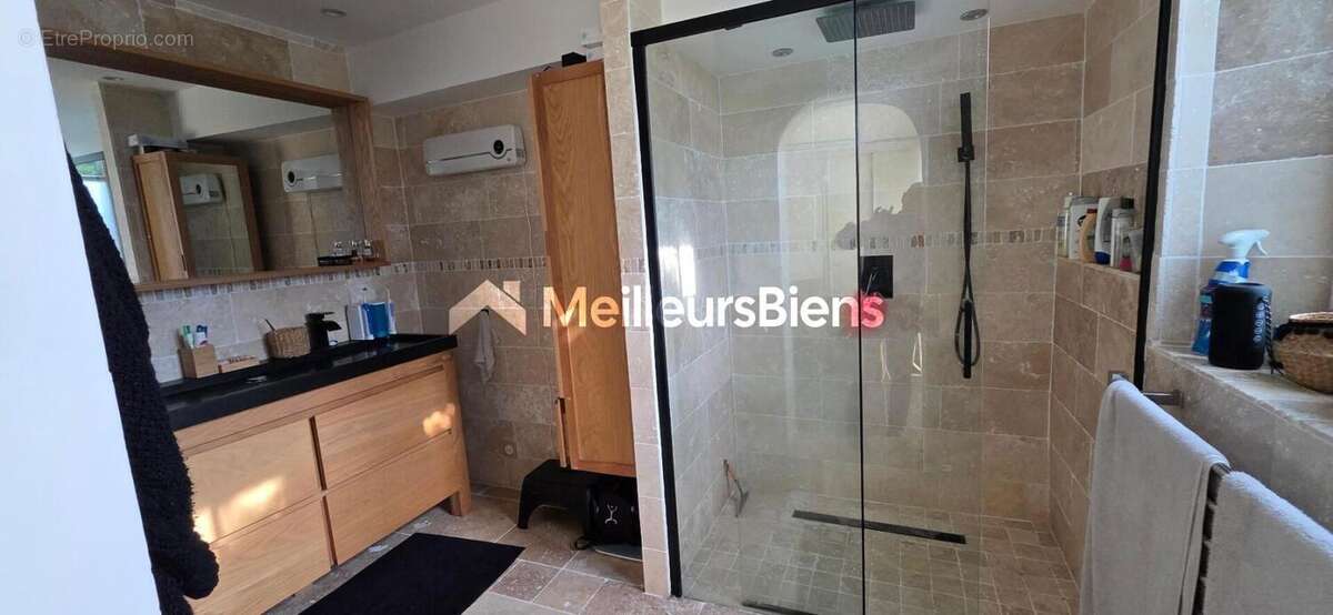 Maison à SAINT-VICTOR-L&#039;ABBAYE