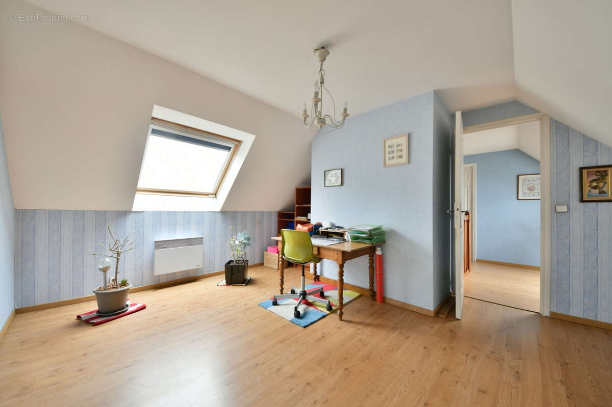 Maison à LA QUEUE-EN-BRIE