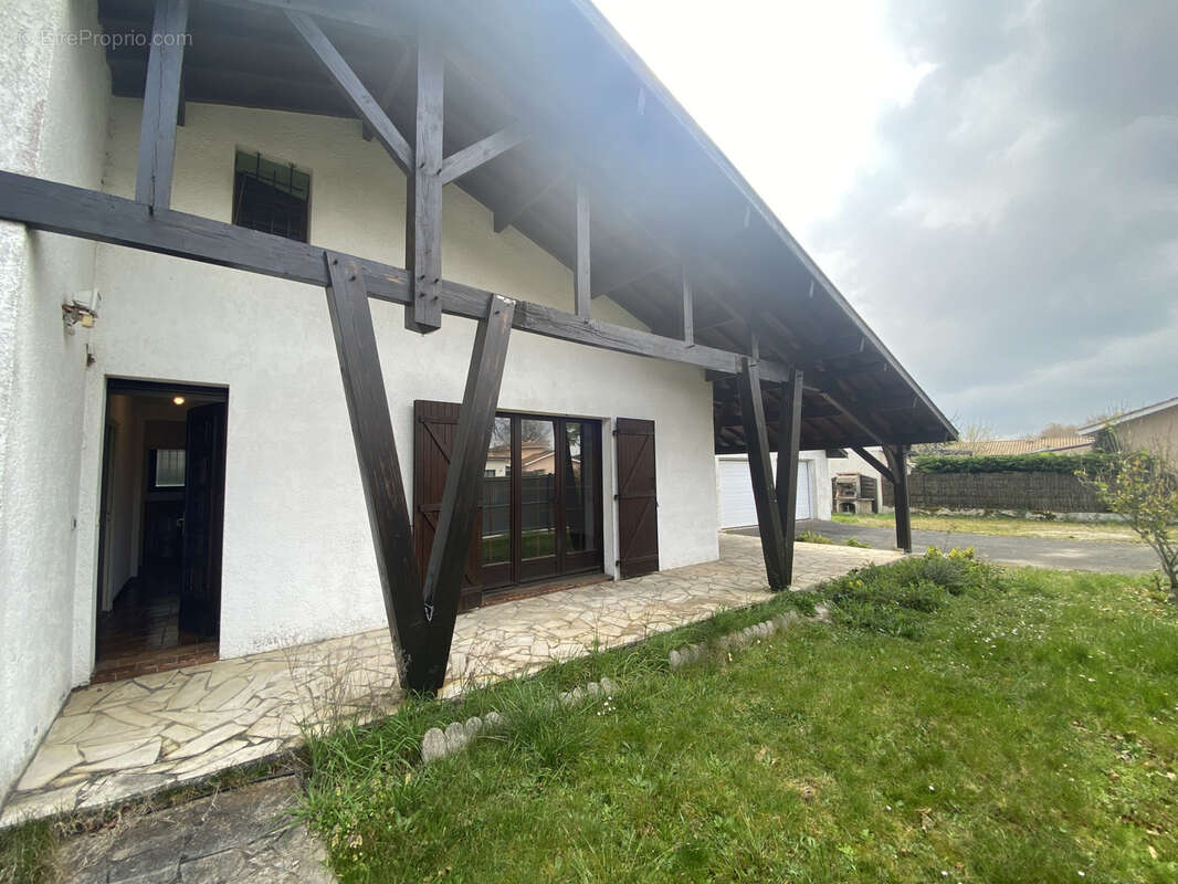 Maison à GUJAN-MESTRAS