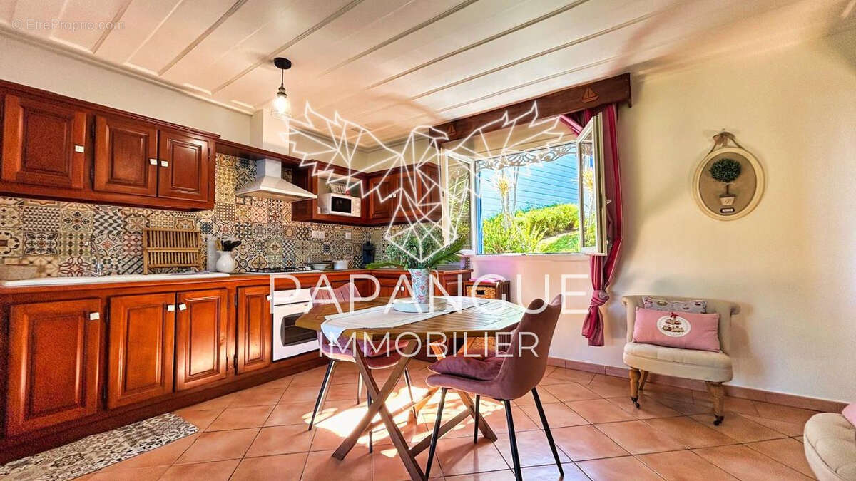 Maison à PETITE-ILE