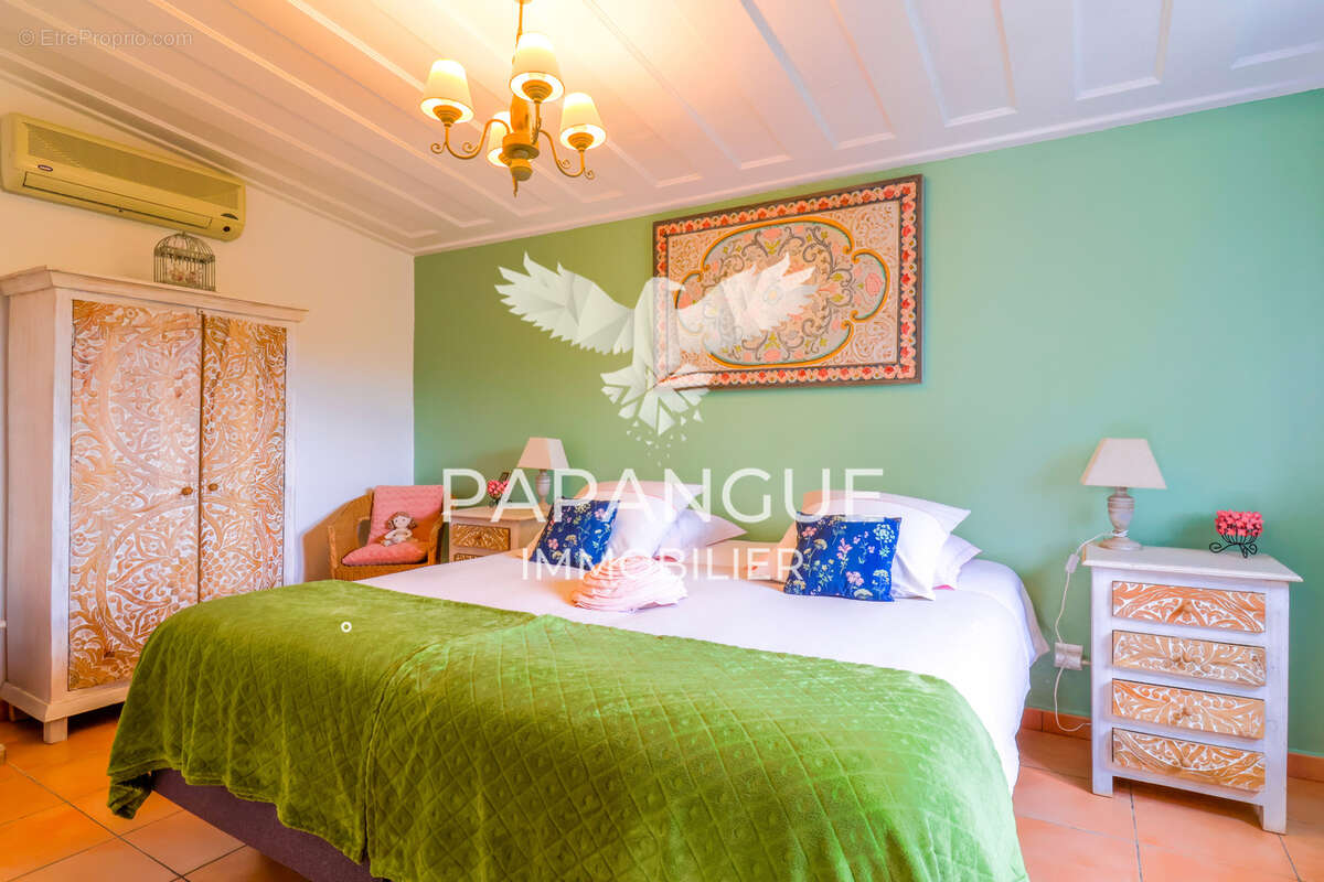 Maison à PETITE-ILE