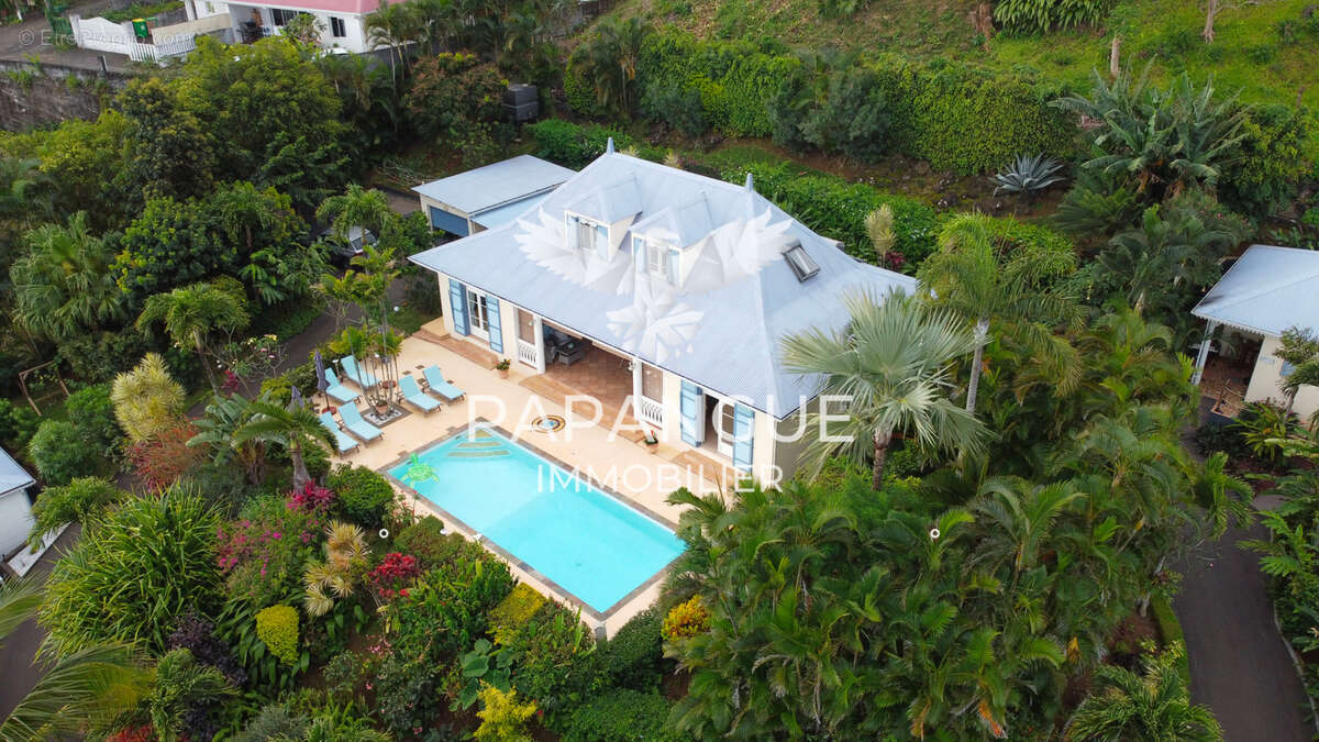 Maison à PETITE-ILE