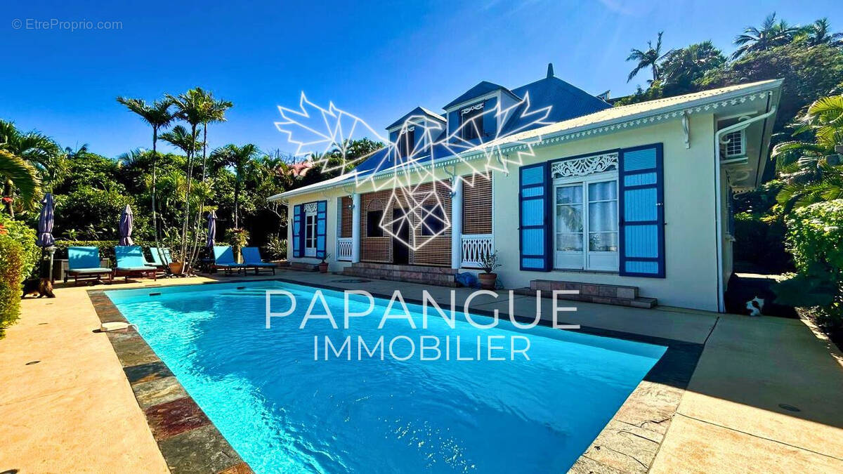 Maison à PETITE-ILE