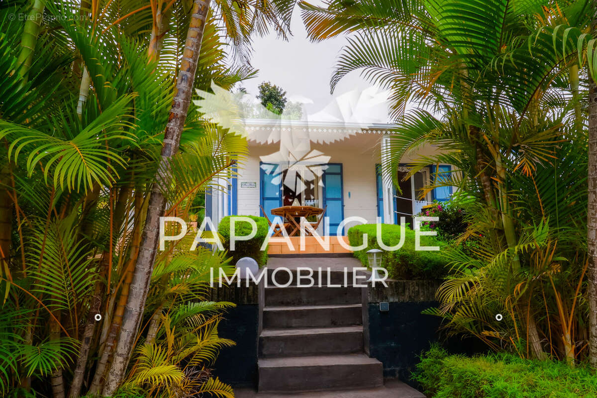 Maison à PETITE-ILE