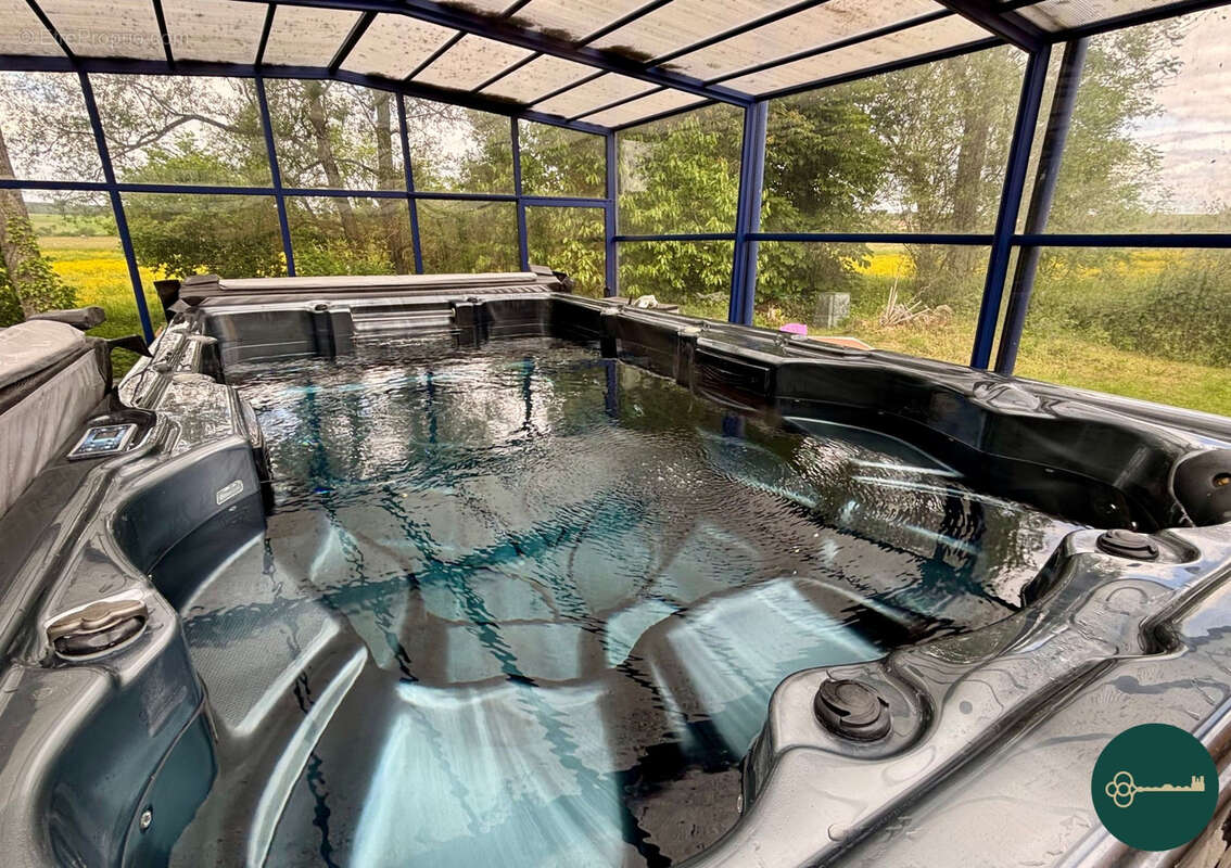 Maison à SAINT-GERMAIN-SUR-MEUSE