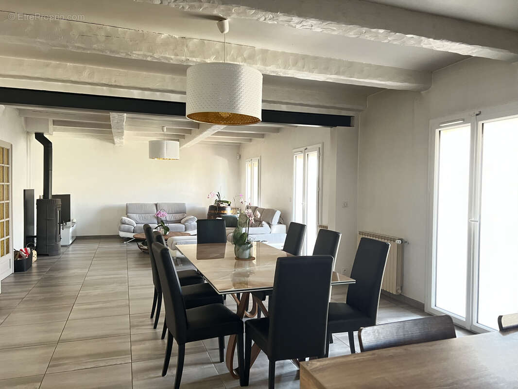 Maison à SIX-FOURS-LES-PLAGES