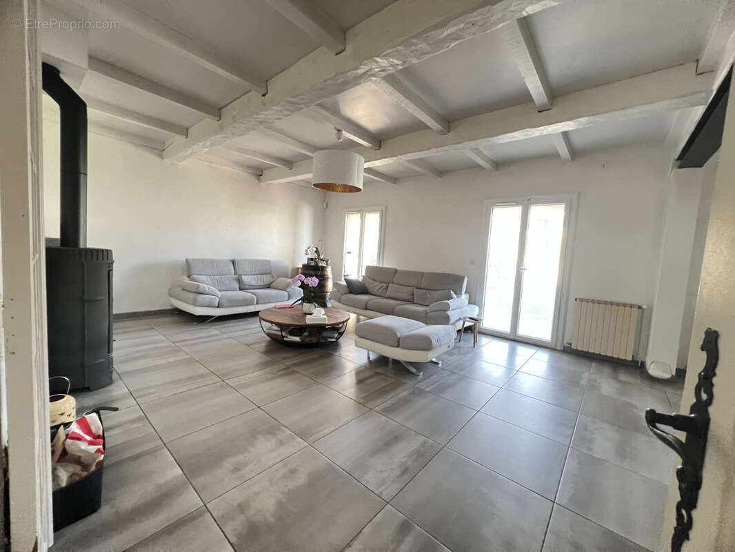 Maison à SIX-FOURS-LES-PLAGES