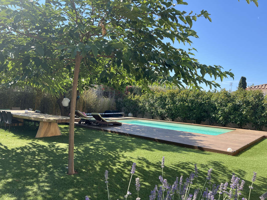 Maison à SIX-FOURS-LES-PLAGES