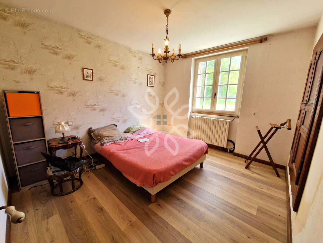 Maison à SAINT-CIRGUES