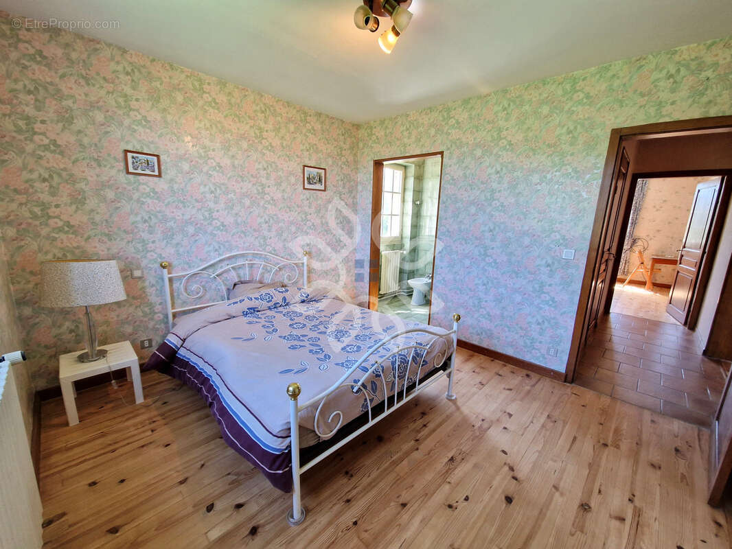 Maison à SAINT-CIRGUES