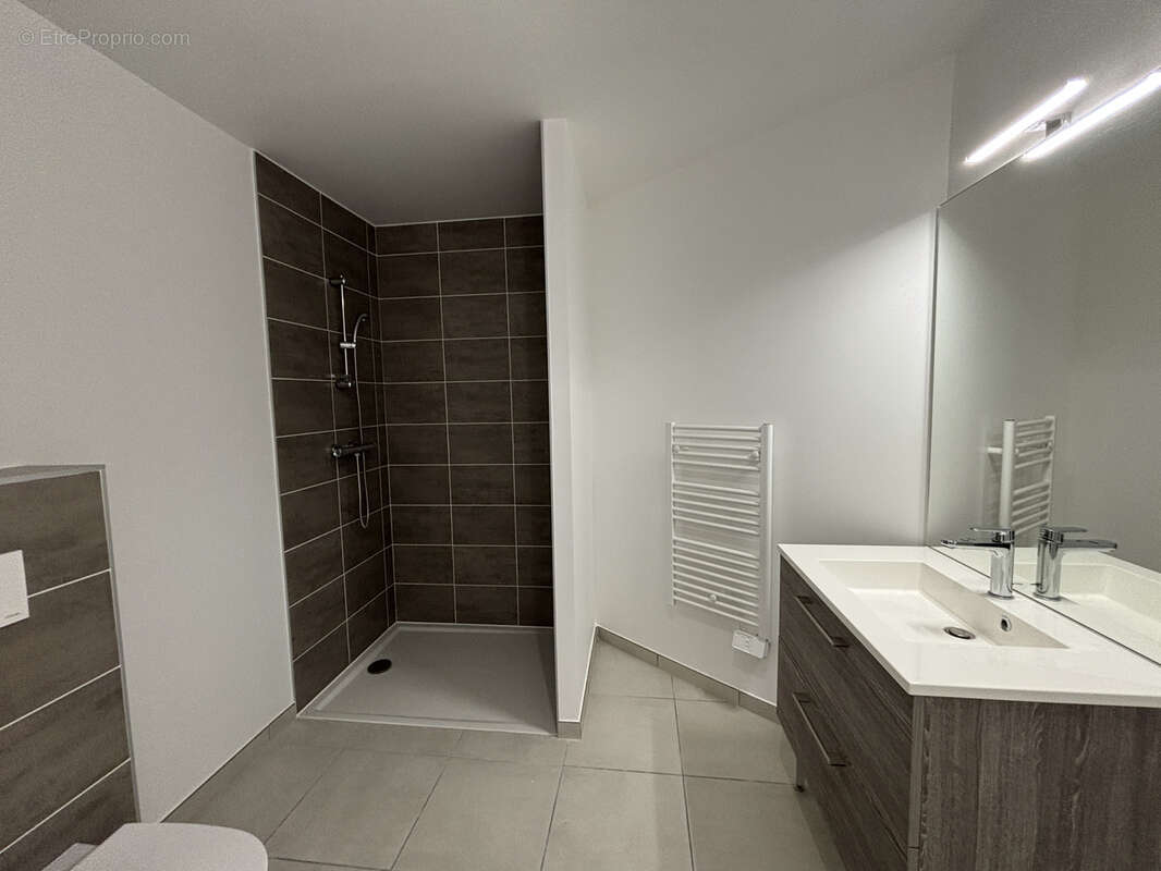 Appartement à SAINT-PIERRE-EN-FAUCIGNY