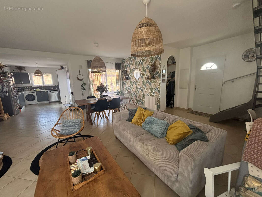 Maison à SALLES-D&#039;AUDE