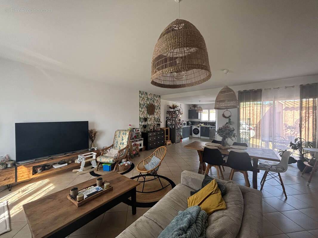 Maison à SALLES-D&#039;AUDE