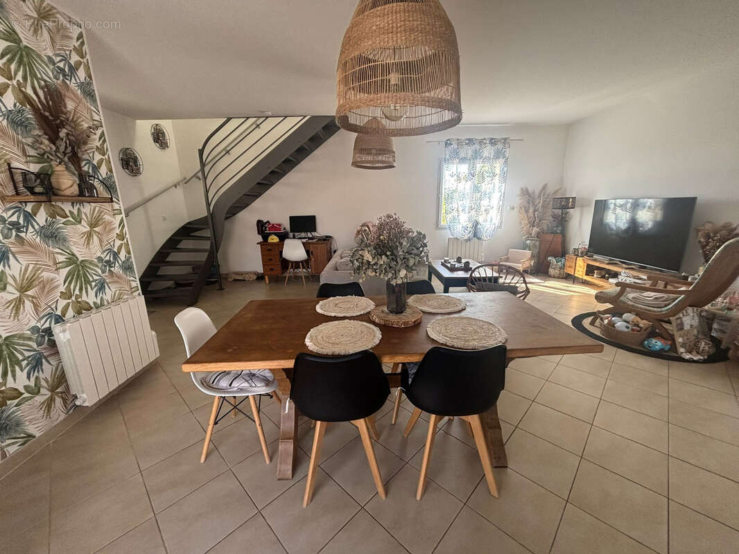 Maison à SALLES-D&#039;AUDE