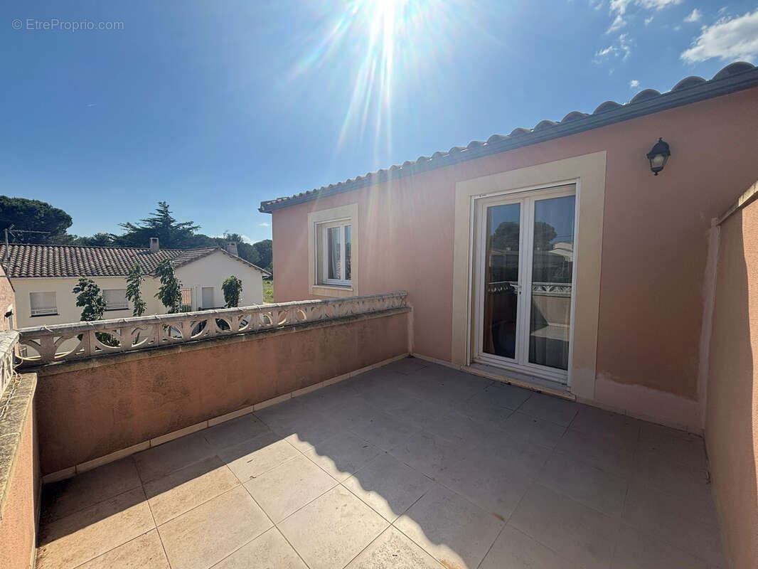 Maison à SALLES-D&#039;AUDE