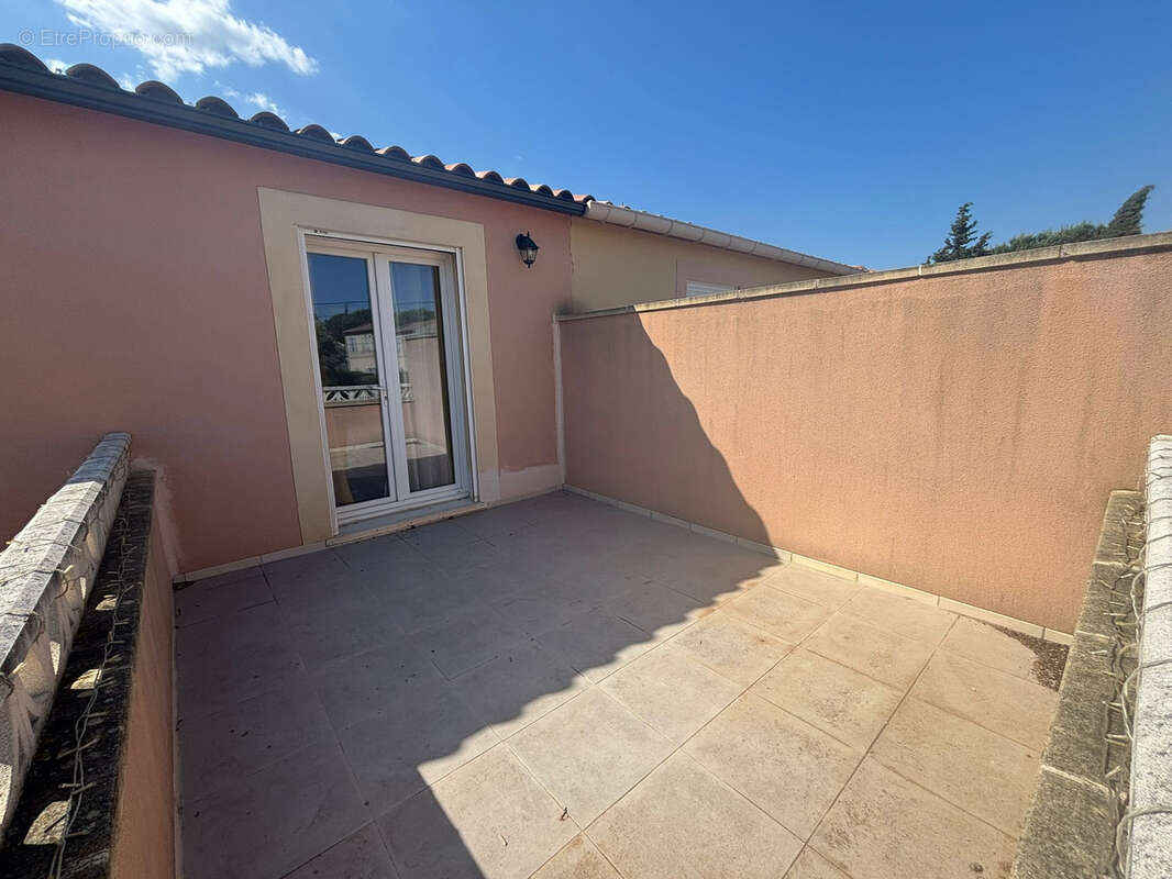 Maison à SALLES-D&#039;AUDE