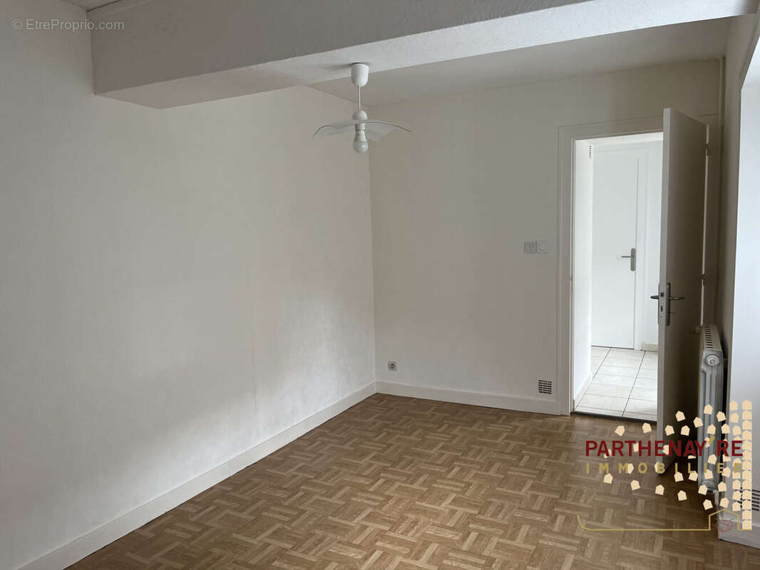 Maison à SAINT-AUBIN-LE-CLOUD