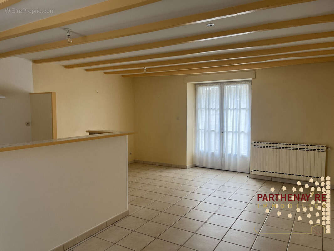 Maison à SAINT-AUBIN-LE-CLOUD