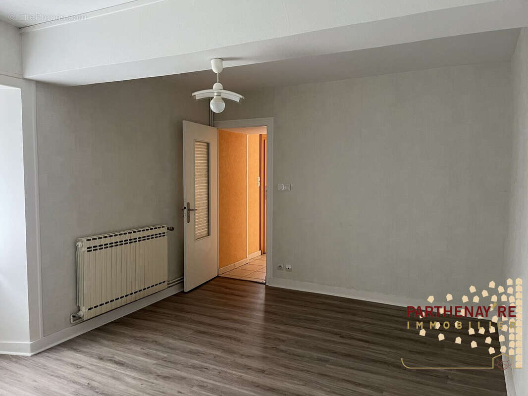 Maison à SAINT-AUBIN-LE-CLOUD