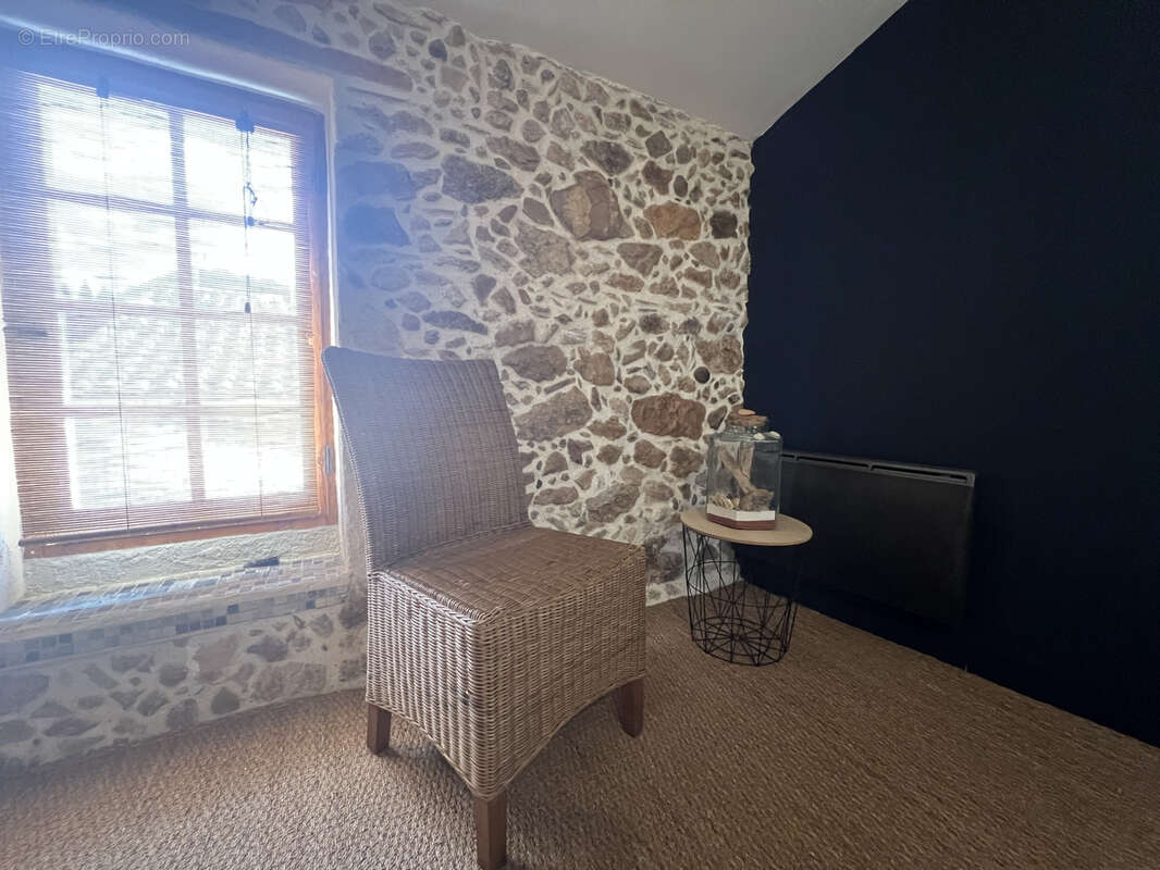 Maison à THEZAN-DES-CORBIERES